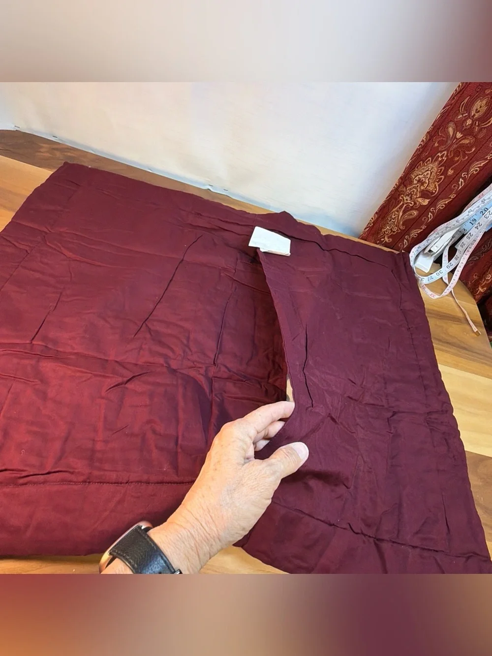NWT Pinecone Ridge ONE Quilted Standard Pillow‎ Sham 20x26” Burgundy Patchwork